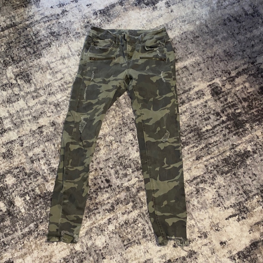 Camo jeans